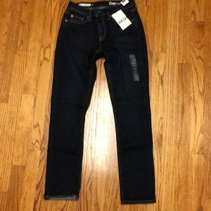 Gap Girlfriend fit 24